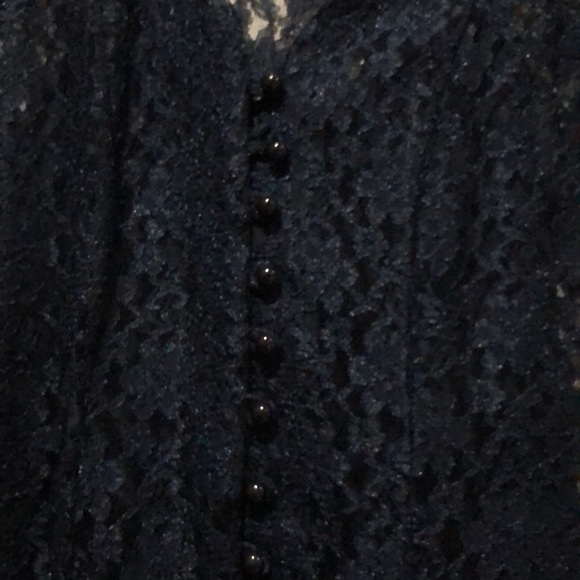 Vintage Lace Dress with shoulder pads - Picture 4 of 8